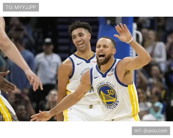 勇士主帅科尔抱怨对手对库里防守如熊抱 却难获裁判吹罚